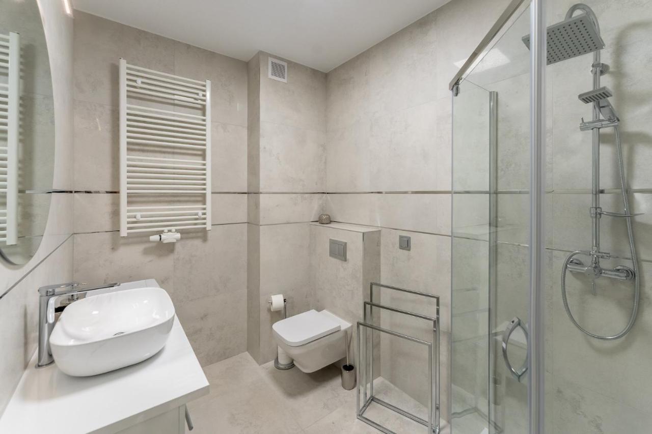 Fredry 2 Apartament Liliowy Daire Kolobrzeg Dış mekan fotoğraf